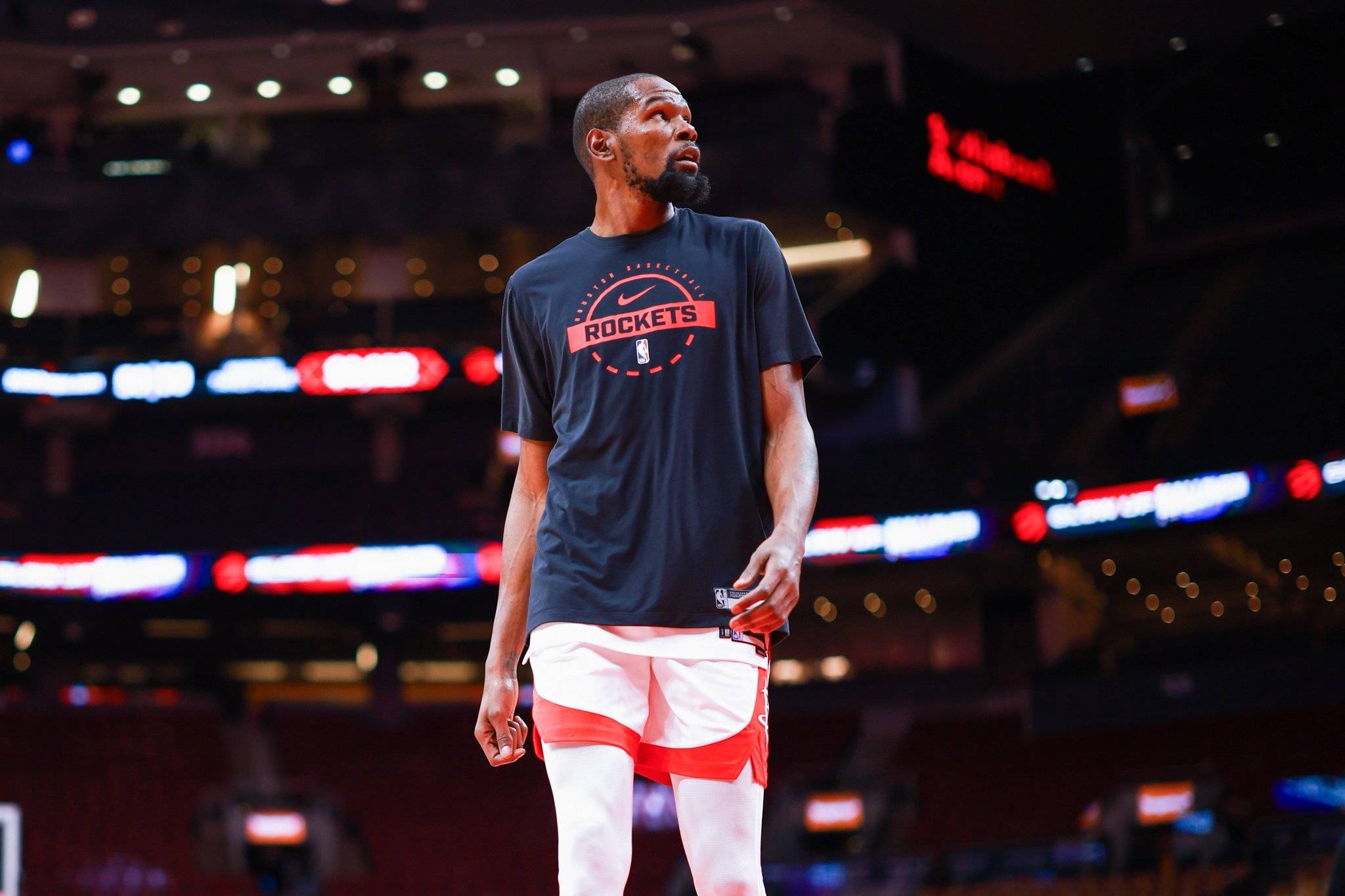 比赛集锦：皇家奥维耶多0-0巴列卡诺（集锦：皇家奥维耶多与巴列卡诺0-0握手言和）