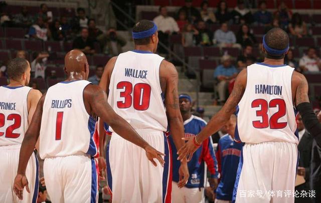 北京时间11月27日04：00，欧冠将会迎来一场...（欧冠北京时间11月27日凌晨4点将上演一场焦点之战）