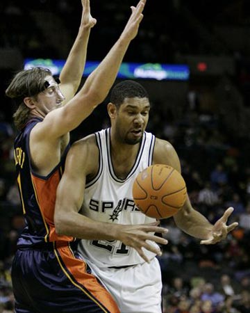 记者：职业联赛颁奖礼时隔6年恢复，拟于12月12日在上海举行（记者：职业联赛颁奖典礼将时隔六年重启，计划于12月12日在上海举办）