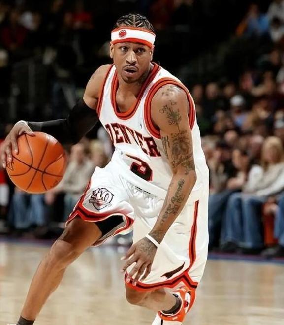 T1引援HLE上单与GEN下路，新赛季阵容引关注（T1补强：HLE上路与GEN下路加盟，新赛季阵容成焦点）