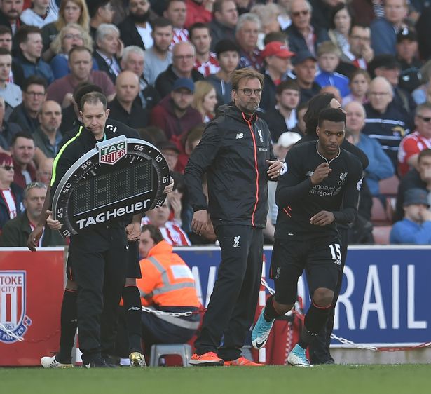 弗兰克：为西蒙斯红牌上诉没意义 罗梅罗充满激情可能会少些冷静（弗兰克：西蒙斯红牌不值得申诉，罗梅罗激情有余冷静不足）