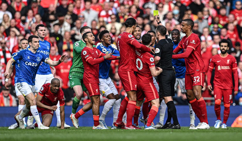 德转列多特历史最贵阵：哈兰德领衔，贝林、桑乔、罗伊斯上榜（德转盘点多特史上最贵阵容：哈兰德领衔，贝林厄姆、桑乔、罗伊斯入围）