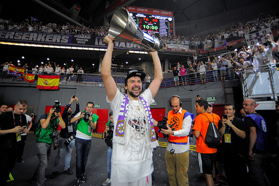 迈阿密国际晋级季后赛八强，阿尔巴、布斯克茨将冲击最后一冠（迈阿密国际挺进季后赛八强，阿尔巴与布斯克茨剑指生涯最后一冠）