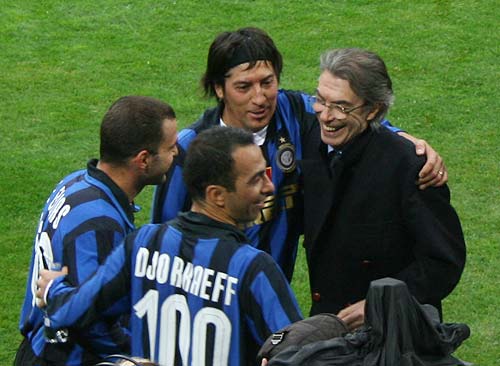 9次扑救力保零封，弗莱肯当选曼城vs勒沃库森全场最佳（弗莱肯9次神扑零封，对曼城战勒沃库森当选全场最佳）